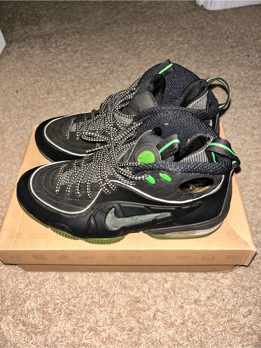 Men’s Nike 1/2 Cent (Foamposite)